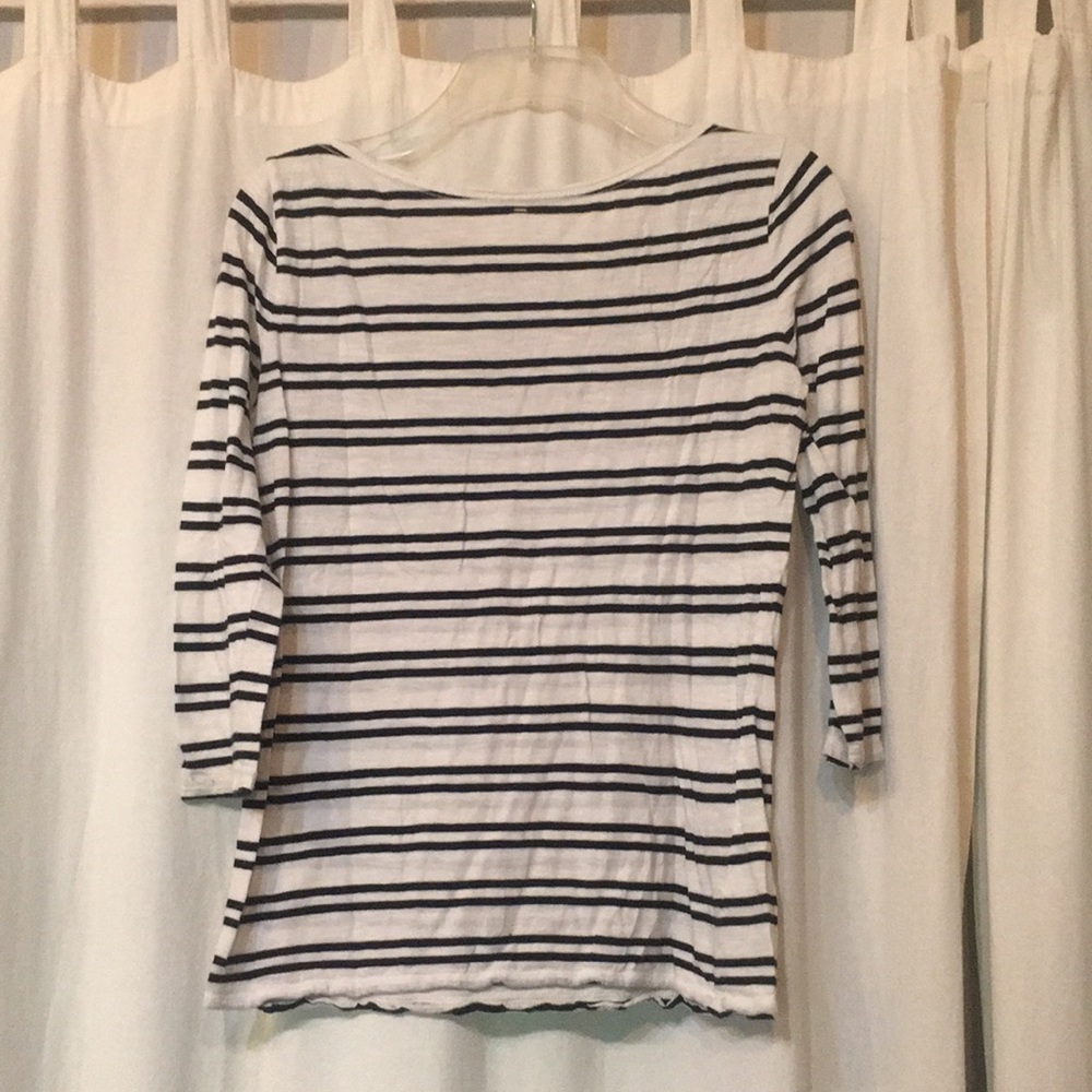 Shirt - Picture 2 of 3